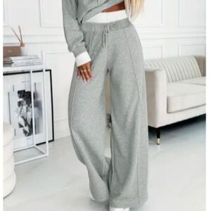 NEW•XXL•GO TO GRAY WIDE LEG & WHITE WAISTBAND SWEATPANTS•NWT